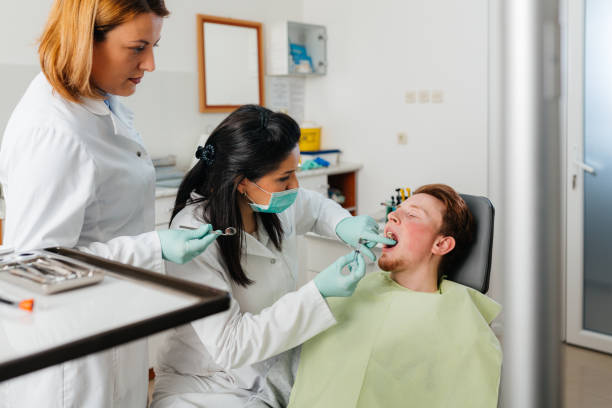 Best Emergency Denture Repair in Summitville, IN